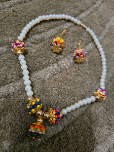 Pearl Necklace &amp; Earrings Set