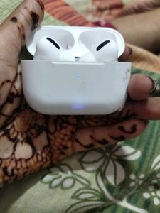 Apple AirPods Pro (2nd Gen)
