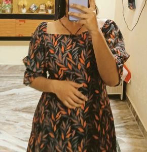 Leaf Print Puff Sleeve Dress