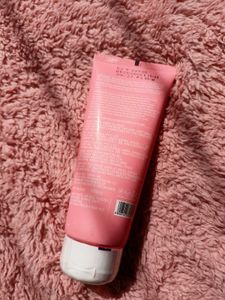 Dot &amp; Key Face Wash