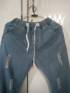 Ripped Jeans