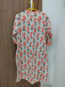 Floral Kurti 🧡🌺