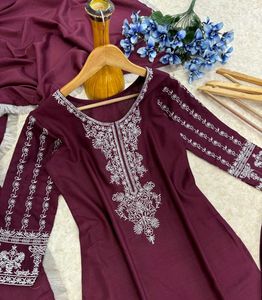 This Kurta Set Is Very Beautiful ❤️ And New