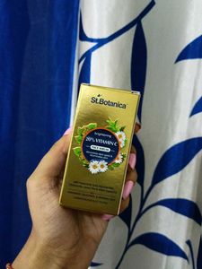St Botanica Brightening 20% Vitamin C Face Serum