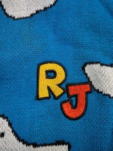 Cutest Crop Sweater/ Instagram/Animated /Pinterest