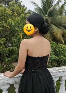Chic Black Dress