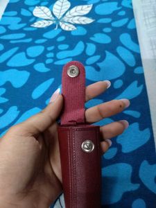 Tira Cherry Lipstick Holder 💄