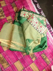 Saree with blouse
