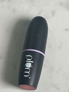 NEW UNUSED Plum matterrific lipstick shade 133