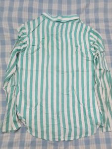 Capri 3/4 Jeans with Stylish Shirt