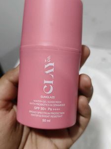 Clay Co. Sunglaze Water Gel Sunscreen