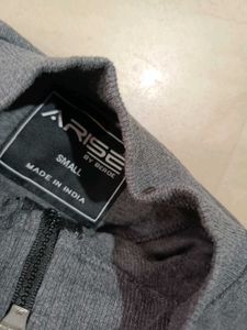 Arise Gray Sweatshirt, S size