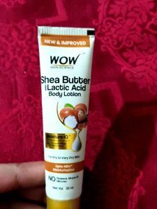 Trending Tulip Scrunchies+ Wow Body Lotion
