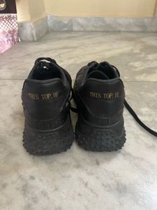 Black Low-Top Sneakers