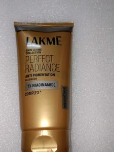 Lakme Perfect Radiance Facewash
