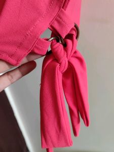 Nice Looking Pink 💕💕Top With Fold Hand Side Tie
