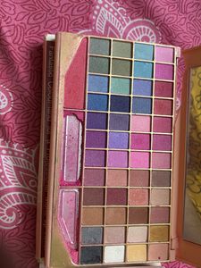 ADS Magic Makeup Kit With 48 Coloura