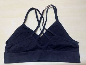 Zudio Criss Cross Sports Top