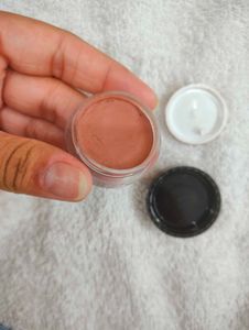Swiss Beauty Cream n&#39; Tint. Shade: Cinnamon