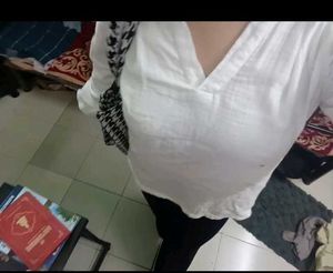 Casual White V-neck Top