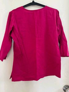 AJIO SHORT FULL SLEEVES KURTI
