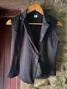 Sleeveless Black Blazer