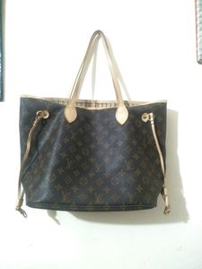 LV TOTE BAG