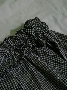 Korean Black And White Checked Top....🤍