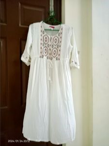 Women Embroidery Kurta