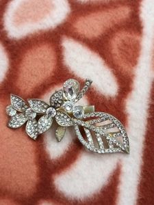Sparkling Floral Hair Clip
