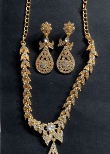 Necklace Set