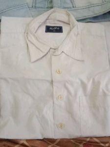 Vintage White Short Sleeve Button-Down