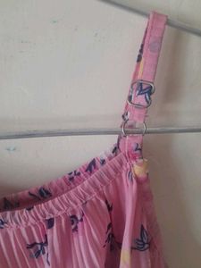 Beautiful Light Pink Sleeveless Top