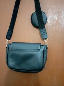 Stylish Black Crossbody Bag🖤