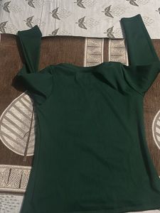 Green Long Sleeve Top