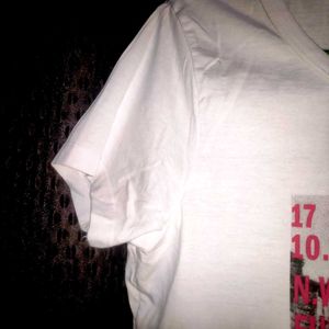 Brand New White Tshirt 🧿