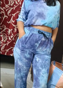 Co-ord Set 💙 &amp; 🤍