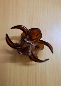 Trendy Brown Flower Hair Clip