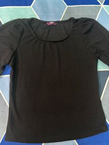 Black Ribbed Top