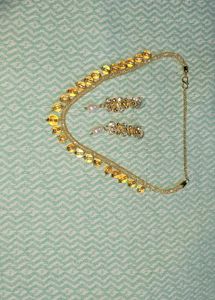 Necklace Chain And Two Piece Earings Set