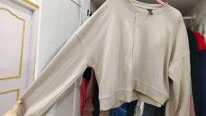 Beige Cropped Sweatshirt