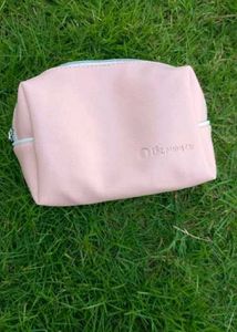 THE MOM&#39;s Co. POUCHES