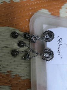 Jhumkas