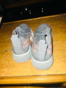 Bonkers size 8 grey sneakers