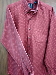GAP Shirt