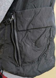 Sleeveless Black Puffer Vest