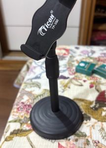 Adjustable Phone/Tablet Stand