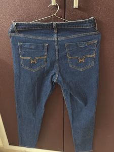 Roadster Jeans