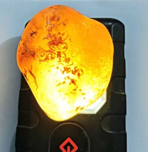 Glowing Agate