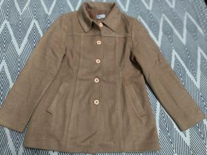 Woolen Smart Coat , Lightly Used No Flaws